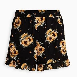 TORRID Sunflower Shorts 2